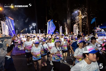 Ảnh sự kiện HO CHI MINH CITY NIGHT RUN EXIMBANK 2026 - 352cd248cbeb4fdbed4e6b10c2a9dcce.jpg