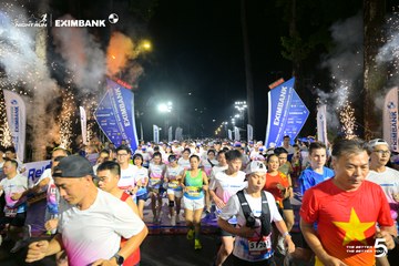 Ảnh sự kiện HO CHI MINH CITY NIGHT RUN EXIMBANK 2026 - 3582db650259705e7941840dcce58fc4.jpg