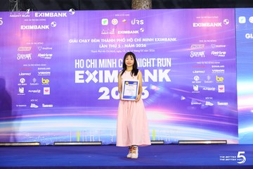 Photo HO CHI MINH CITY NIGHT RUN EXIMBANK 2026 - 361a08e5d8185657b4fa5ff9014c12bf.jpg