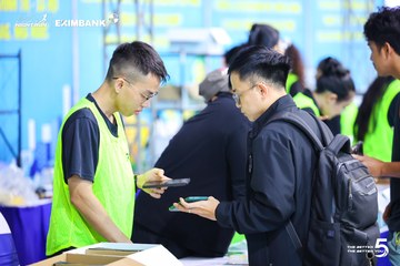 Photo HO CHI MINH CITY NIGHT RUN EXIMBANK 2026 - 369407b3ec15a5da0cbe72f911510231.jpg