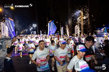 Ảnh sự kiện HO CHI MINH CITY NIGHT RUN EXIMBANK 2026 - 37fbf5b2aa66240f37db9fd39a54b7f4.jpg