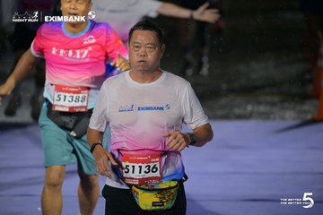 Photo HO CHI MINH CITY NIGHT RUN EXIMBANK 2026 - 38e159ced2e6a05bf42e3c6388826ebf.jpg