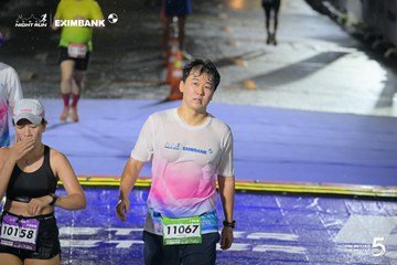Photo HO CHI MINH CITY NIGHT RUN EXIMBANK 2026 - 39a36990ac754851a003e565b891bf54.jpg