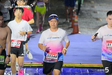 Photo HO CHI MINH CITY NIGHT RUN EXIMBANK 2026 - 39cc2d632c830f3dcea8bea77f84c912.jpg