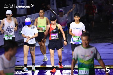 HO CHI MINH CITY NIGHT RUN EXIMBANK 2026 - Ảnh #4987509