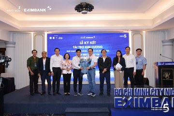 Photo HO CHI MINH CITY NIGHT RUN EXIMBANK 2026 - 3a689995b56c849f229ebf7073e520d7.jpg