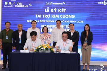 Photo HO CHI MINH CITY NIGHT RUN EXIMBANK 2026 - 3bba66fc2af23fe963e0d9071c4bc4c7.jpg