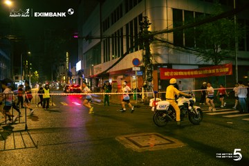 Photo HO CHI MINH CITY NIGHT RUN EXIMBANK 2026 - 3cd59f3693a1125b6705590599aab56f.jpg
