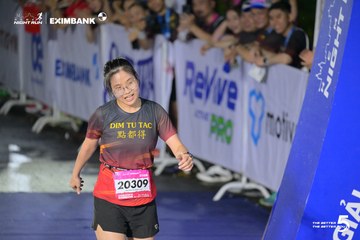 HO CHI MINH CITY NIGHT RUN EXIMBANK 2026 - Ảnh #4983499