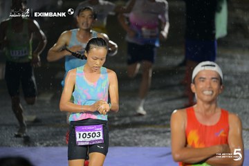 Photo HO CHI MINH CITY NIGHT RUN EXIMBANK 2026 - 3e122133c5294821f0b47ebfa8e70c71.jpg