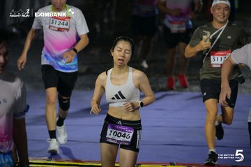 Photo HO CHI MINH CITY NIGHT RUN EXIMBANK 2026 - 3e41370fac9b0f10dbc1386be9a3ba5d.jpg