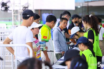 Photo HO CHI MINH CITY NIGHT RUN EXIMBANK 2026 - 3e753b4c3a55d9338edcd1af3b62ea2e.jpg