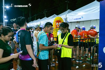 Photo HO CHI MINH CITY NIGHT RUN EXIMBANK 2026 - 3f5213f952827c120c896ea29e92a332.jpg