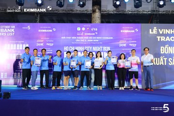 Photo HO CHI MINH CITY NIGHT RUN EXIMBANK 2026 - 4096881b0a71cdc805befd0315fd14c0.jpg