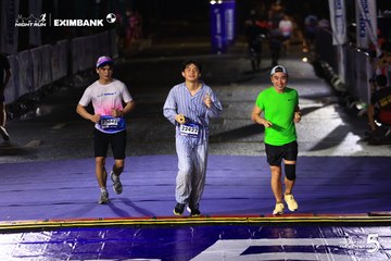 HO CHI MINH CITY NIGHT RUN EXIMBANK 2026 - Ảnh #4986368