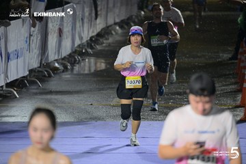 Photo HO CHI MINH CITY NIGHT RUN EXIMBANK 2026 - 4266c05fed23c6ea9784648c82a08efc.jpg