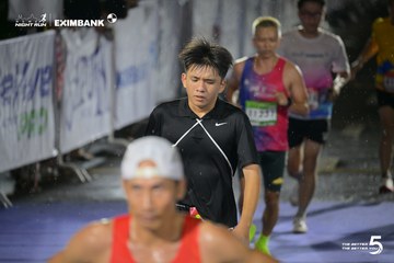 Photo HO CHI MINH CITY NIGHT RUN EXIMBANK 2026 - 42905bc72de3ba45178cabdd8cb1e8aa.jpg