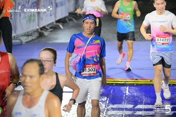 Photo HO CHI MINH CITY NIGHT RUN EXIMBANK 2026 - 431bf1b15ba7aa3ce4440975de2389de.jpg