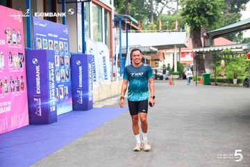 Photo HO CHI MINH CITY NIGHT RUN EXIMBANK 2026 - 437756415455c9d752a81e6cedc5d156.jpg