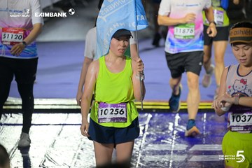 Photo HO CHI MINH CITY NIGHT RUN EXIMBANK 2026 - 43b5802f8e611028af3e2def0bd9b426.jpg