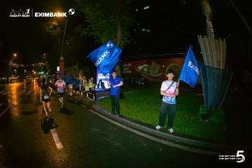Photo HO CHI MINH CITY NIGHT RUN EXIMBANK 2026 - 447b932f92c8e7918ce98d37356d8cdd.jpg
