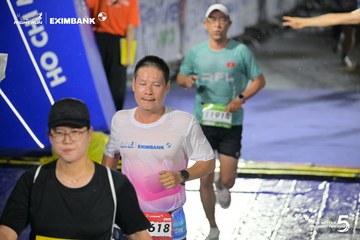 Photo HO CHI MINH CITY NIGHT RUN EXIMBANK 2026 - 448bbbde4818a395cc6dd9bbe6c41ee5.jpg