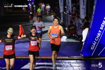 HO CHI MINH CITY NIGHT RUN EXIMBANK 2026 - Ảnh #4986381