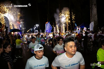 Ảnh sự kiện HO CHI MINH CITY NIGHT RUN EXIMBANK 2026 - 45496c8f5ff0be806f772b2097838d52.jpg