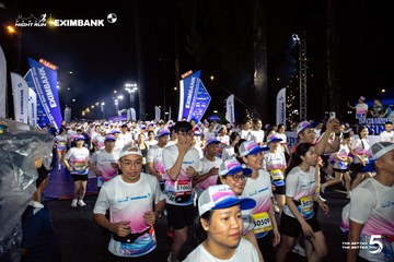Ảnh sự kiện HO CHI MINH CITY NIGHT RUN EXIMBANK 2026 - 45c46233c3435891f78eb2cd1786571c.jpg