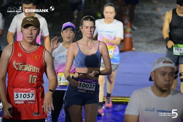 Ảnh sự kiện HO CHI MINH CITY NIGHT RUN EXIMBANK 2026 - 45ceb1e7e6845476686585715c7d5dff.jpg