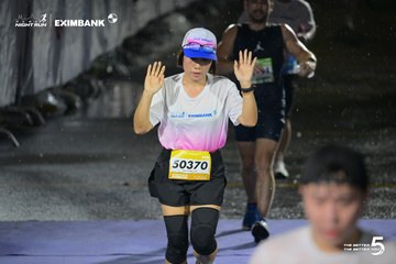 Photo HO CHI MINH CITY NIGHT RUN EXIMBANK 2026 - 45f2158d0e711836fa077e1908401950.jpg
