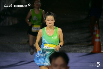 Photo HO CHI MINH CITY NIGHT RUN EXIMBANK 2026 - 472bd26d00c6ead521f9ae0e3a1d3bd8.jpg
