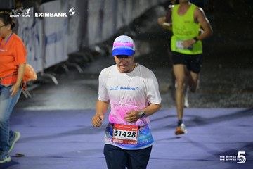 Photo HO CHI MINH CITY NIGHT RUN EXIMBANK 2026 - 47827deea20ce4a967c55d9c7cdf3935.jpg