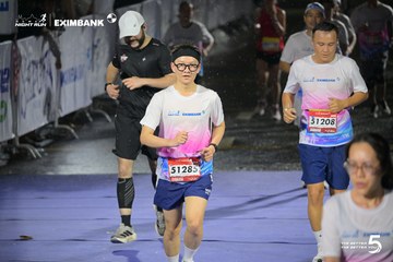 Photo HO CHI MINH CITY NIGHT RUN EXIMBANK 2026 - 47899d71e669c6c94f0679da16ad7da9.jpg