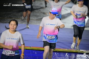 HO CHI MINH CITY NIGHT RUN EXIMBANK 2026 - Ảnh #4980537