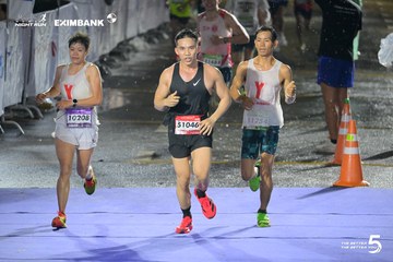 Photo HO CHI MINH CITY NIGHT RUN EXIMBANK 2026 - 485a0f420ab06e7017e9bf026ab66ab9.jpg