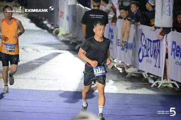 HO CHI MINH CITY NIGHT RUN EXIMBANK 2026 - Ảnh #4980651