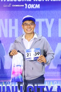 Photo HO CHI MINH CITY NIGHT RUN EXIMBANK 2026 - 4982049347c2348d81eec155746062b2.jpg