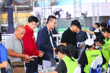 Photo HO CHI MINH CITY NIGHT RUN EXIMBANK 2026 - 4a5f7c6b079fe1404d154db599a64411.jpg