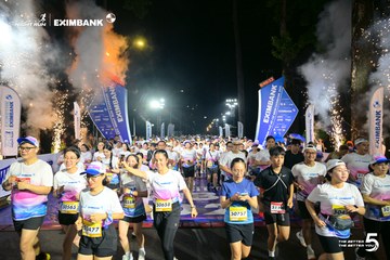 Ảnh sự kiện HO CHI MINH CITY NIGHT RUN EXIMBANK 2026 - 4b03992106228f60b1cfe0509cb3e18a.jpg