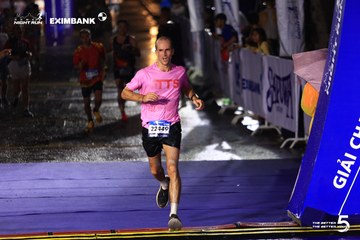 HO CHI MINH CITY NIGHT RUN EXIMBANK 2026 - Ảnh #4987894