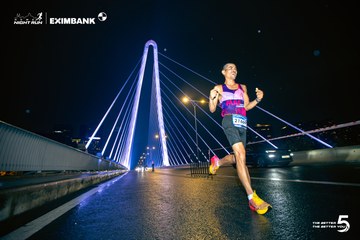 Ảnh sự kiện HO CHI MINH CITY NIGHT RUN EXIMBANK 2026 - 4c321d4d6501bca8902fef75a7fadbc8.jpg
