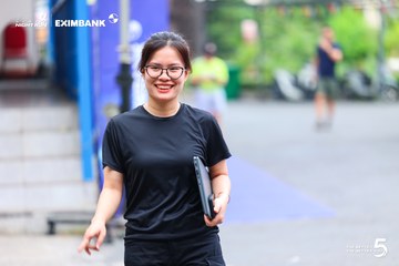 Photo HO CHI MINH CITY NIGHT RUN EXIMBANK 2026 - 4c7d03c81f30d6b29722faa4ef33cd04.jpg