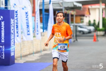 Photo HO CHI MINH CITY NIGHT RUN EXIMBANK 2026 - 4e0013b32ebad0c794fd099bf2704ca9.jpg