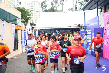 Photo HO CHI MINH CITY NIGHT RUN EXIMBANK 2026 - 4e38d8d0e6148145815b72a694c2c757.jpg