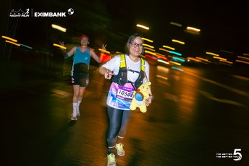 Ảnh sự kiện HO CHI MINH CITY NIGHT RUN EXIMBANK 2026 - 4ea6fc00af971628093f67c98c0f2539.jpg