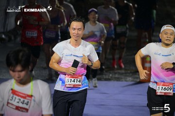 Photo HO CHI MINH CITY NIGHT RUN EXIMBANK 2026 - 4f5a78ec628b1307dc334d23dcd23b10.jpg