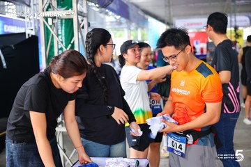 Photo HO CHI MINH CITY NIGHT RUN EXIMBANK 2026 - 4fbfe5febed2214bfc4063f28861827f.jpg