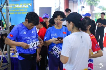 Photo HO CHI MINH CITY NIGHT RUN EXIMBANK 2026 - 4fe37ee3e26ce6af896b17f9124c7cdd.jpg