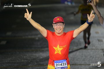 HO CHI MINH CITY NIGHT RUN EXIMBANK 2026 - Ảnh #4986050